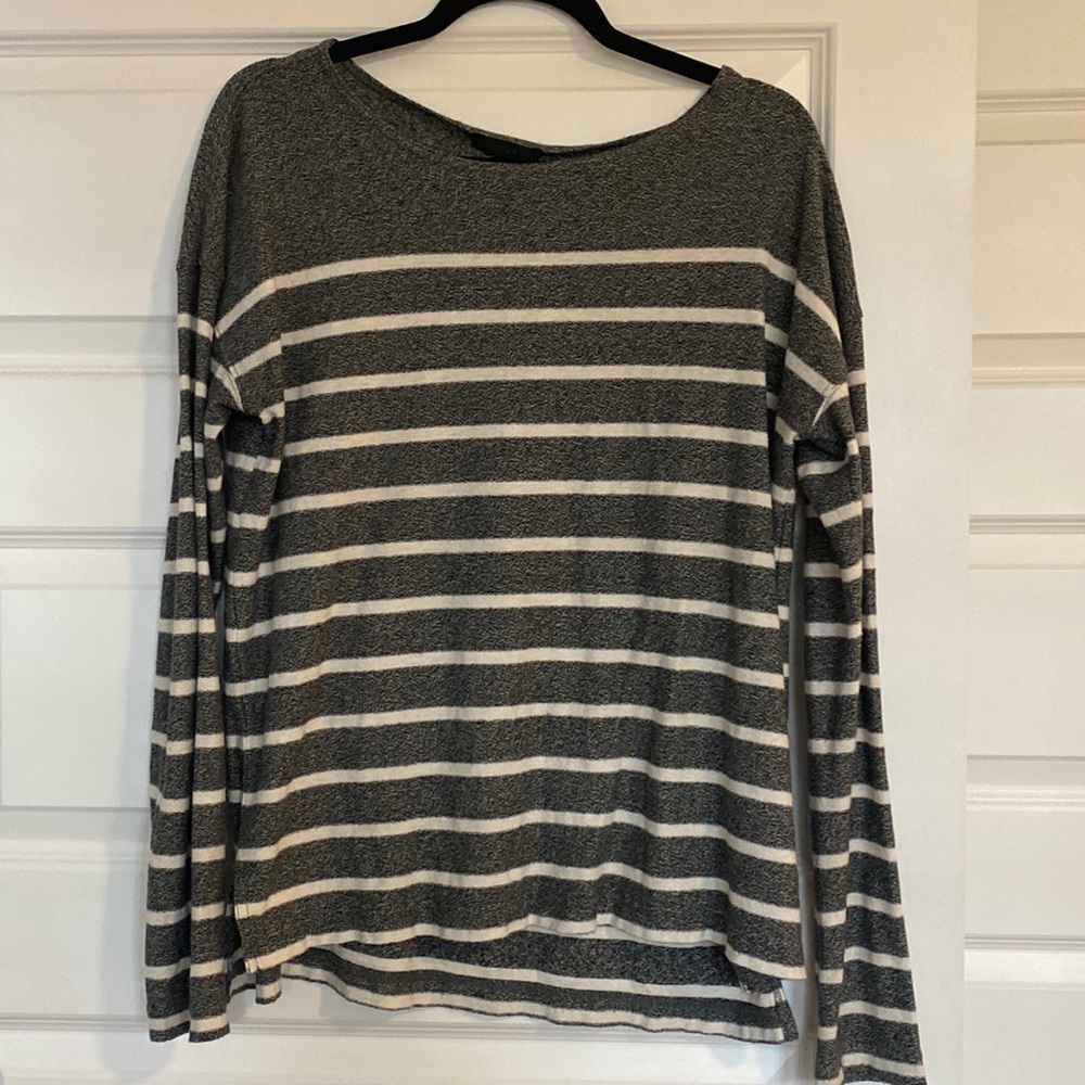 J crew basic long sleeve tee